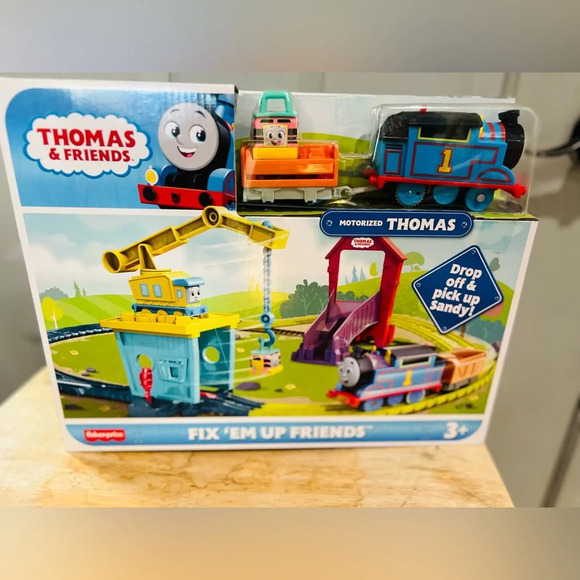 Thomas and Friends Fix ‘Em Up Track master - Picture 1 of 5